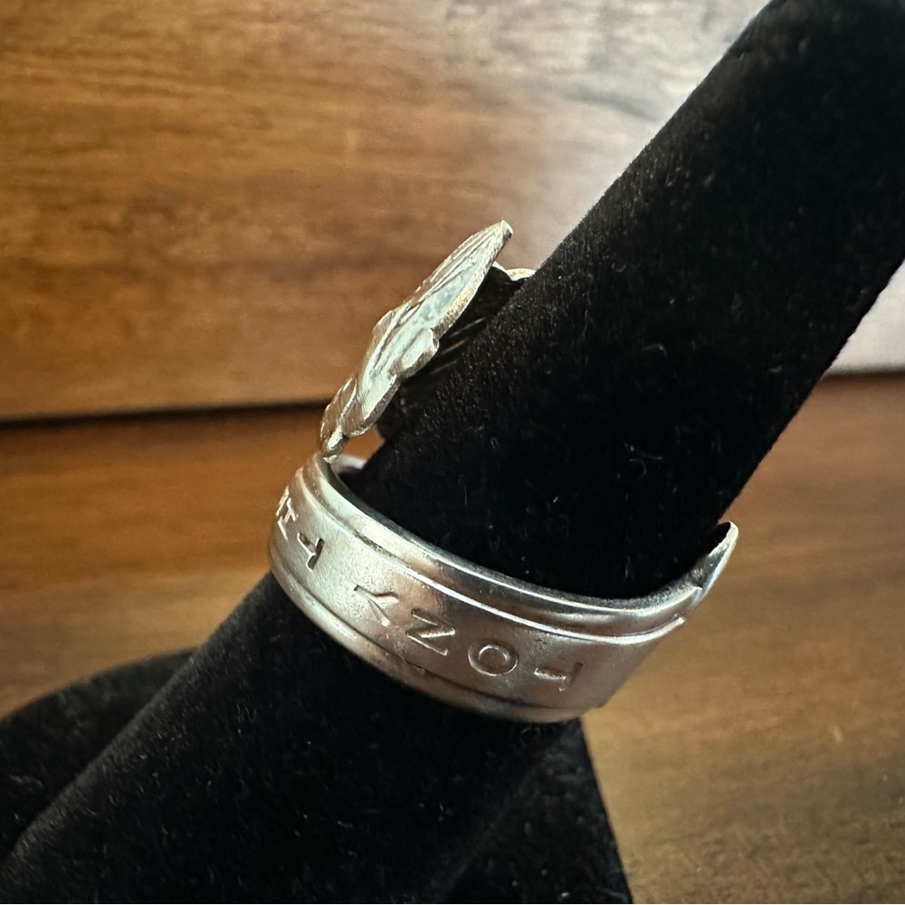 *SOLD* RARE Tony the Tiger Spoon Ring - Picture 3 of 15
